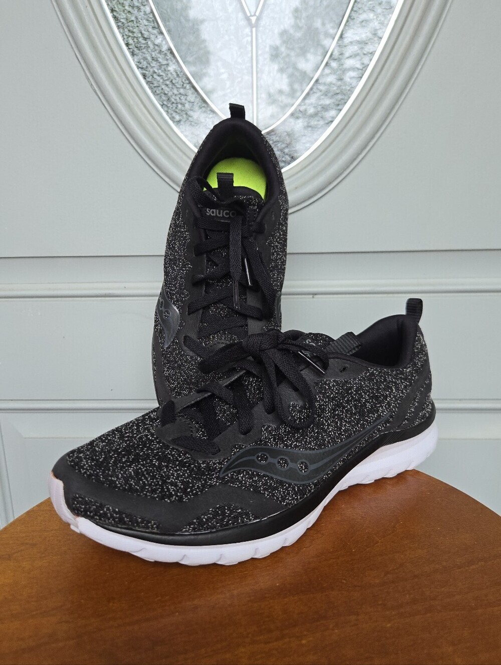 Saucony Liteform Feel Black Sneakers